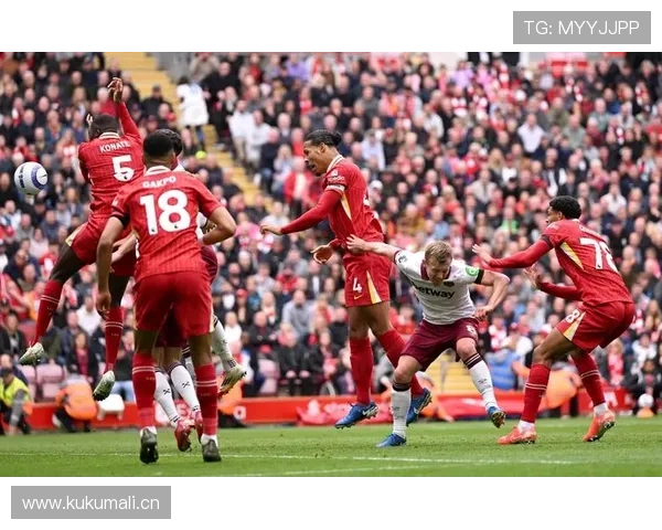 范戴克欧冠淘汰赛对巴萨拜仁的防守统治力分析