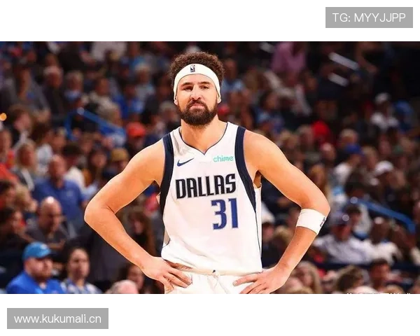 克莱·汤普森三分回暖拉开防守空间提升勇士进攻多样性